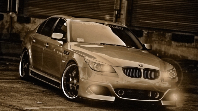 央视再曝进口车暴利:200万宝马国外最多60万